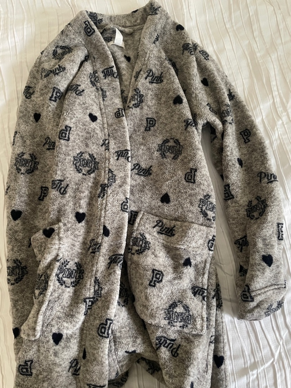 PINK Victoria's Secret Gray Plush Robe with Black Logos & Hearts